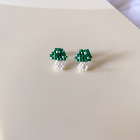 Mushroom Studs (Green)